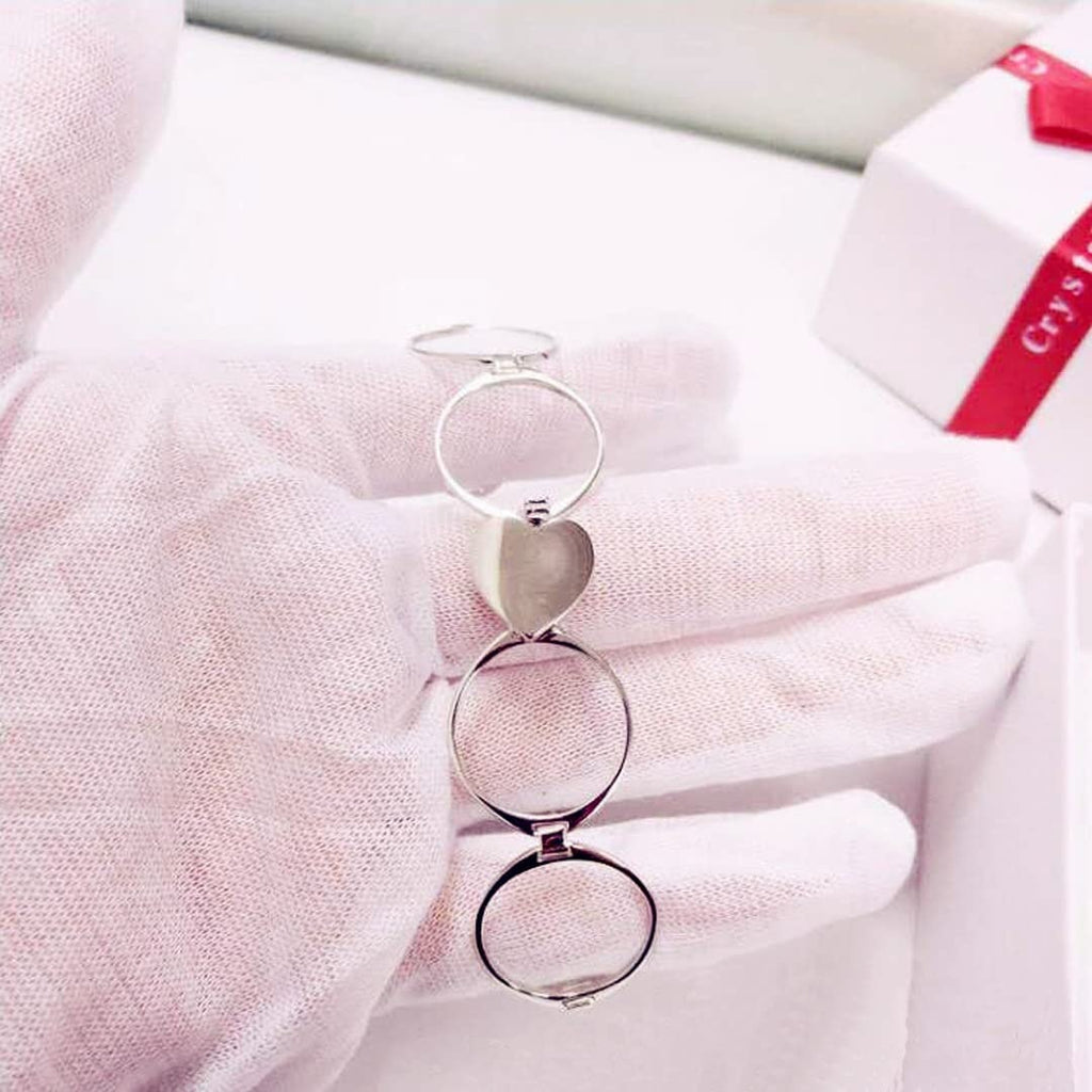 Bound Heart Convertible Bracelet by Esctacy